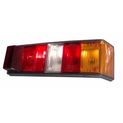 FANALE POST. DX FIAT 127 4 MARCE ->83