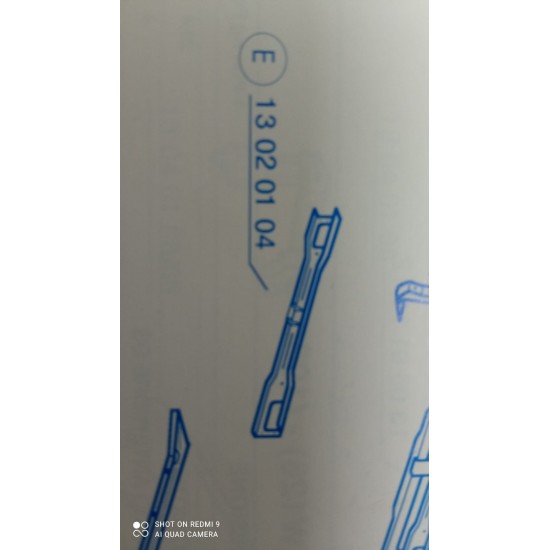 TRAVERSA INF. SOSTEGNO PARAURTI MERCEDES W 123