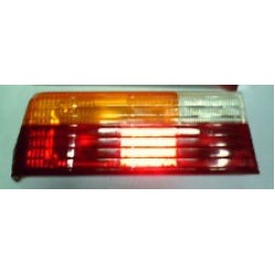 FANALE POST. DX PEUGEOT 305 82/89